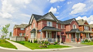 photodune-2847249-suburban-homes-m-600x338